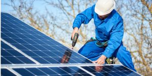 Installation Maintenance Panneaux Solaires Photovoltaïques à Mallemort